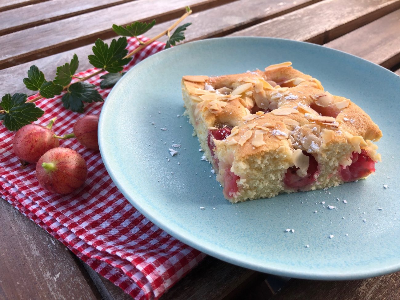 Schneller Stachelbeerkuchen