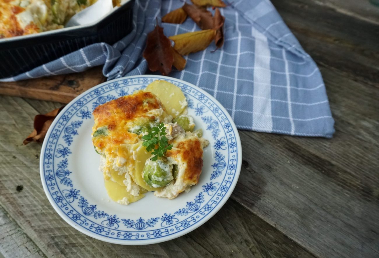 Rosenkohlauflauf mit Hackbällchen