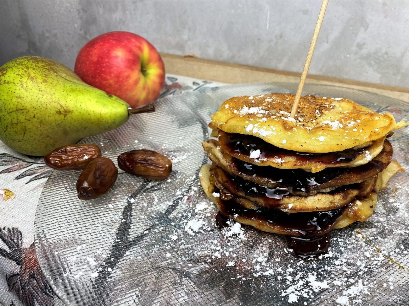 Pfannkuchen mit Birnengelee