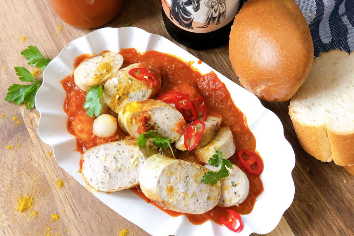 Currywurst mit selbst gemachter Soße