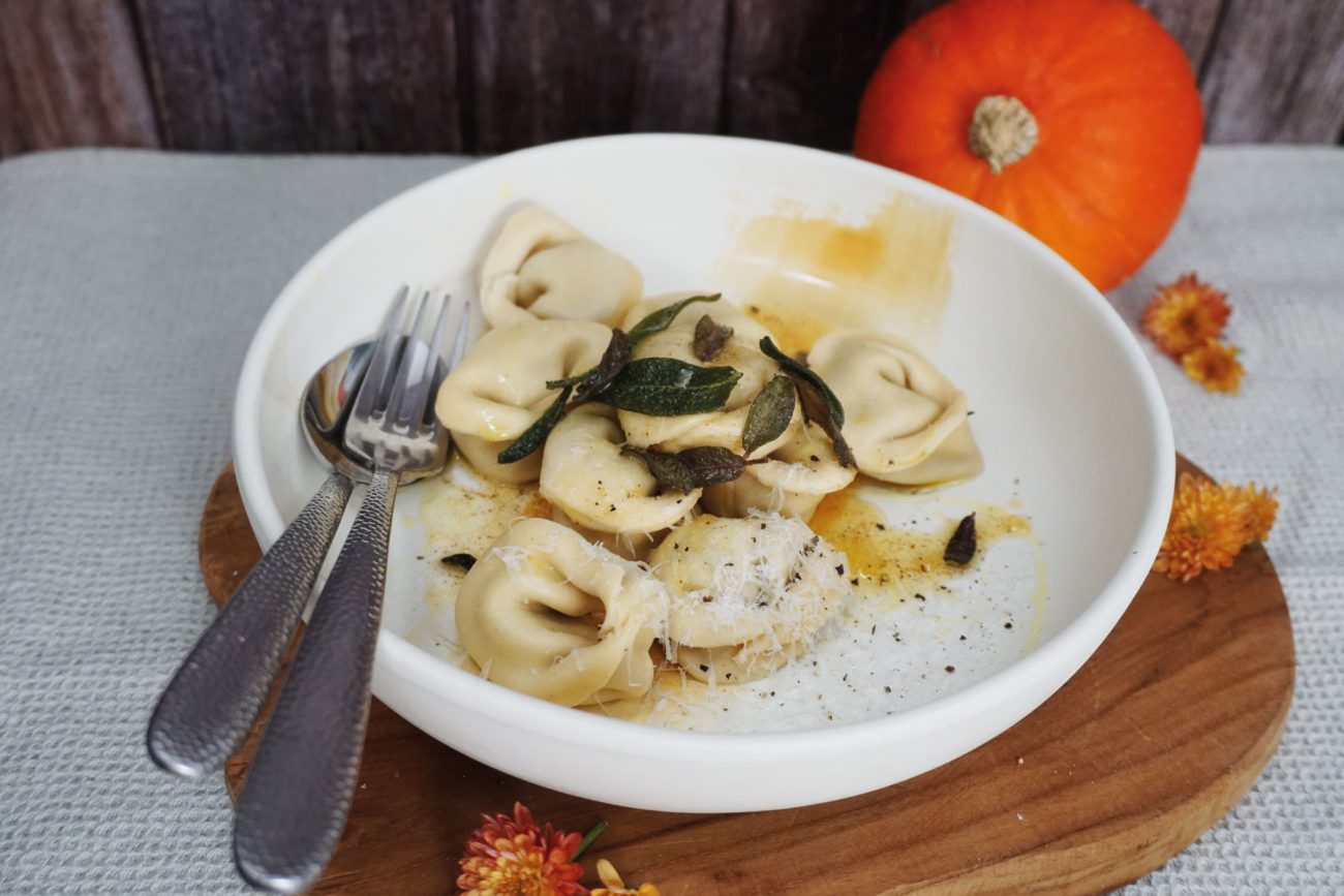 Kürbistortellini mit Salbeibutter