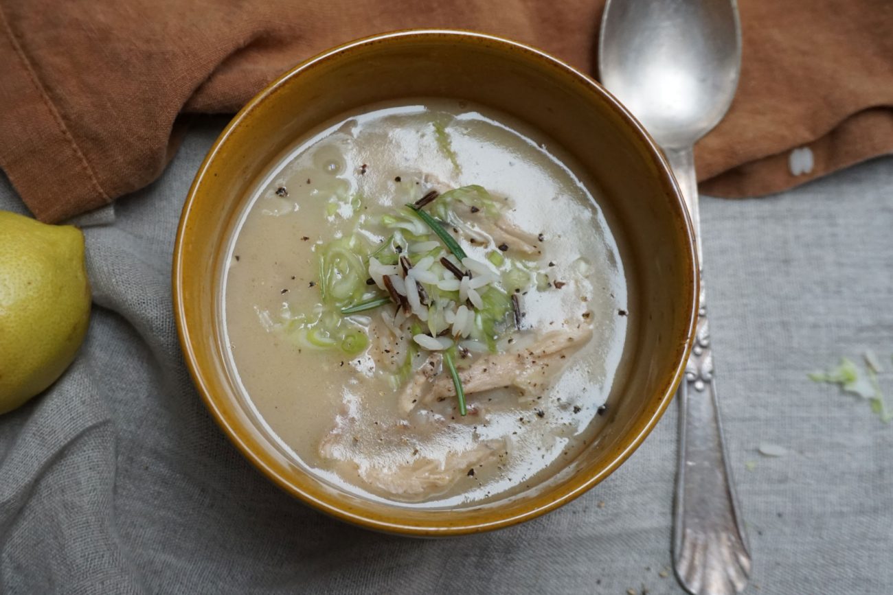 Schnelle Hühnersuppe mit Reis