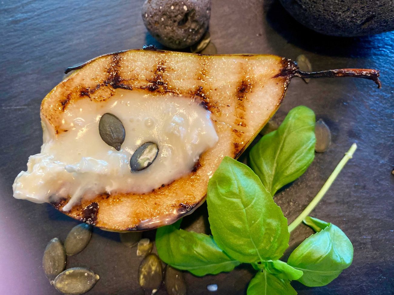 Gegrillte Gorgonzola-Birne