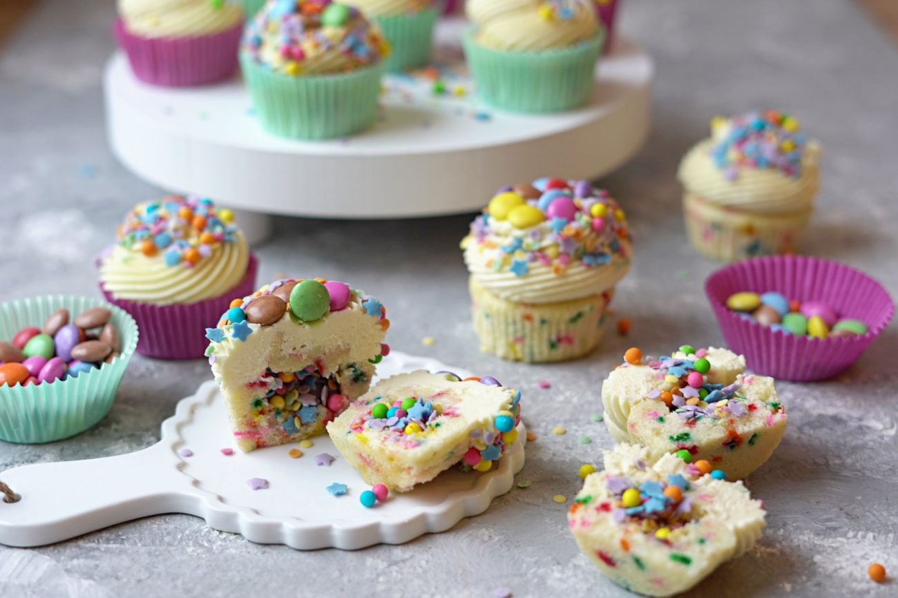 Funfetti Cupcakes mit Frosting