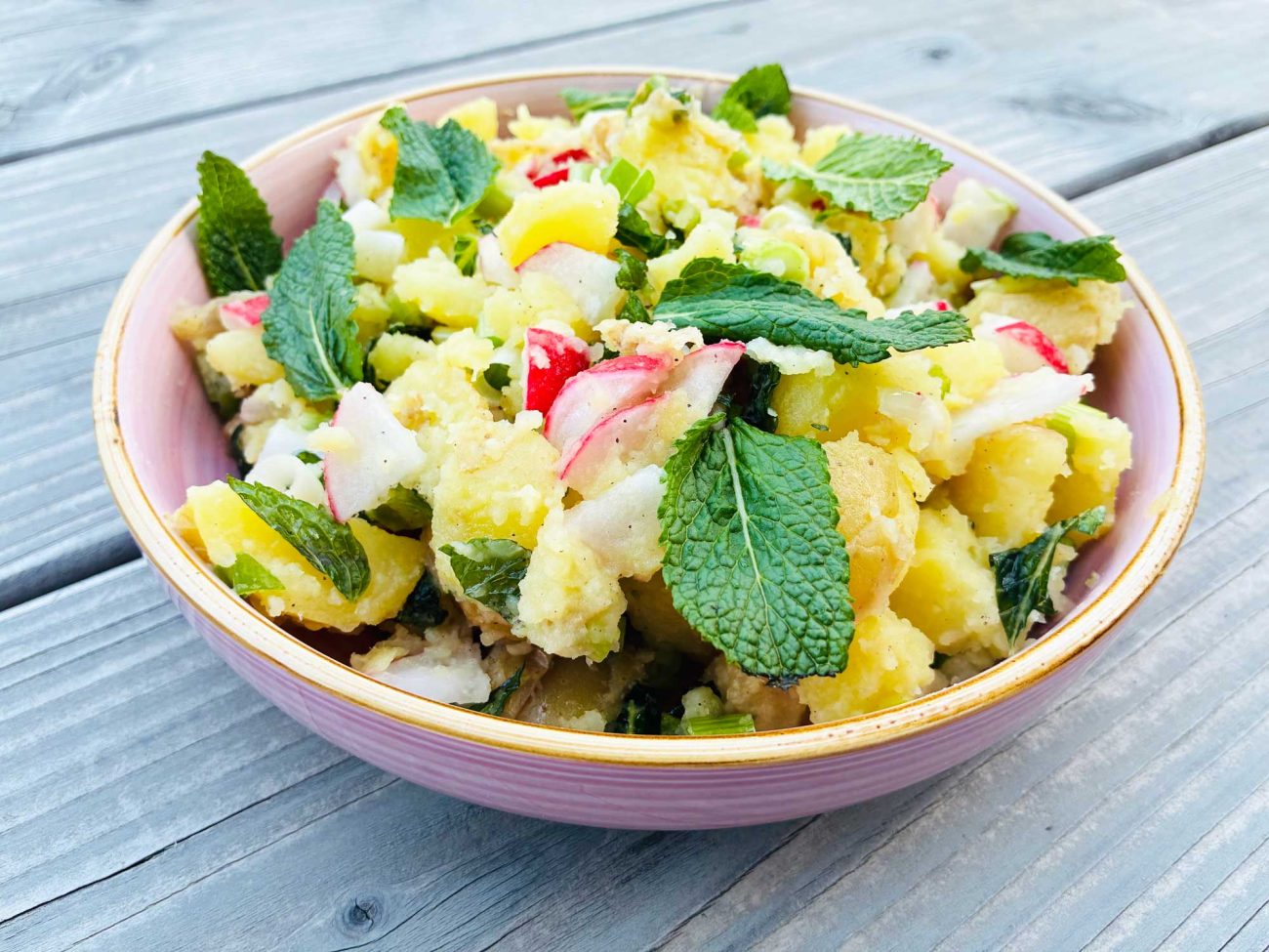 Leichter Kartoffelsalat mit Limette und Minze