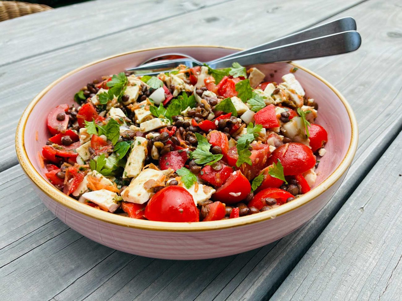 Linsensalat für warme Sommertage